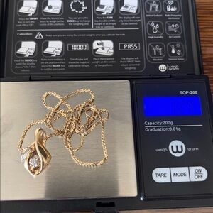 Vintage 14K Yellow Gold Diamond Pendant & 14k Chain, 7 Grams